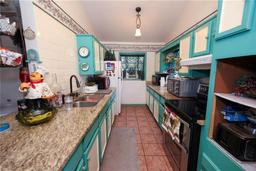 Picture of 8712 N Temple Avenue, Tampa, FL 33617