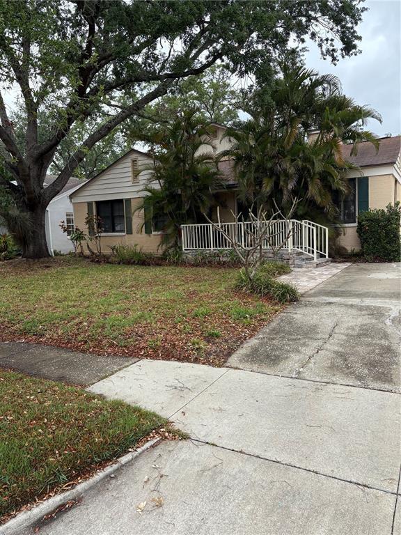 Picture of 2923 W Coachman Avenue, Tampa FL 33611