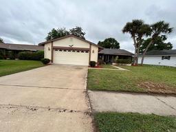 Picture of 5120 Lazy Lake Cir, Orlando, FL 32821
