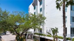 Picture of 1255 E Peppertree Drive Unit 506, Sarasota, FL 34242