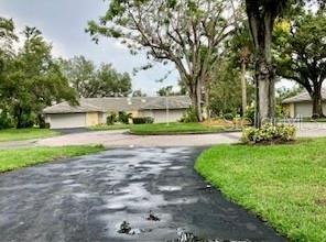 Picture of 269 Southampton Drive Unit 303, Venice FL 34293