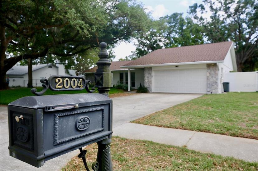 Picture of 2004 Chickwood Court, Tampa FL 33618