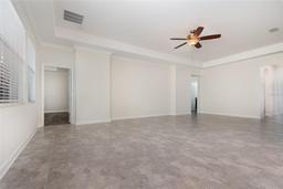 Picture of 5871 Alenlon Way, Mount Dora, FL 32757