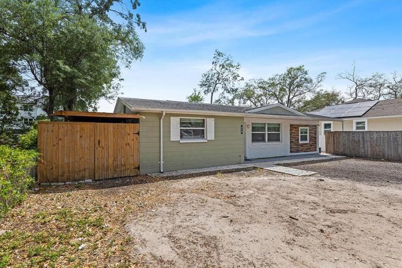 Picture of 817 E 145Th Avenue, Tampa FL 33613