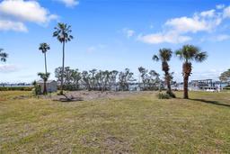 Picture of 636 Sunset Drive S, St Petersburg, FL 33707