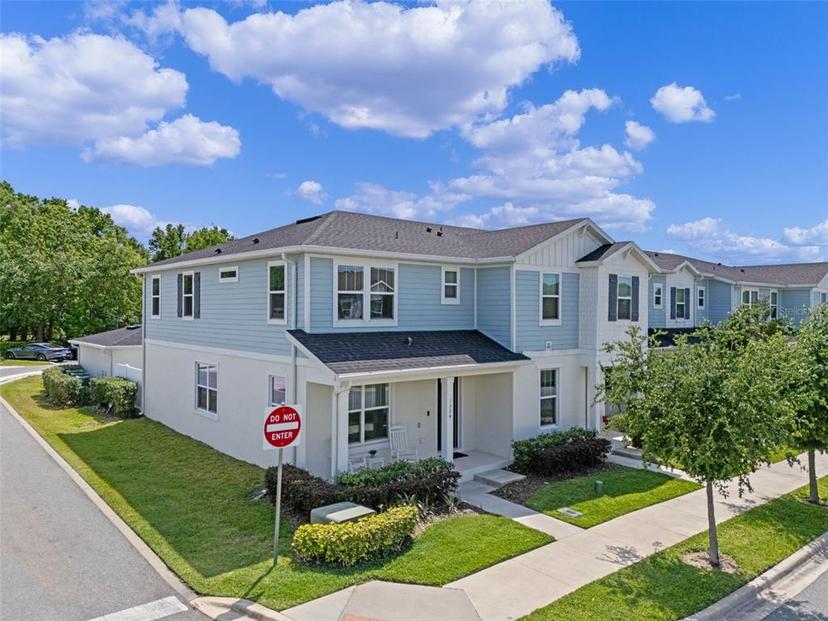 Picture of 1324 Painted Bunting Avenue, Oakland FL 34787