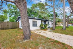 Picture of 2102 E Bougainvillea Avenue, Tampa, FL 33612