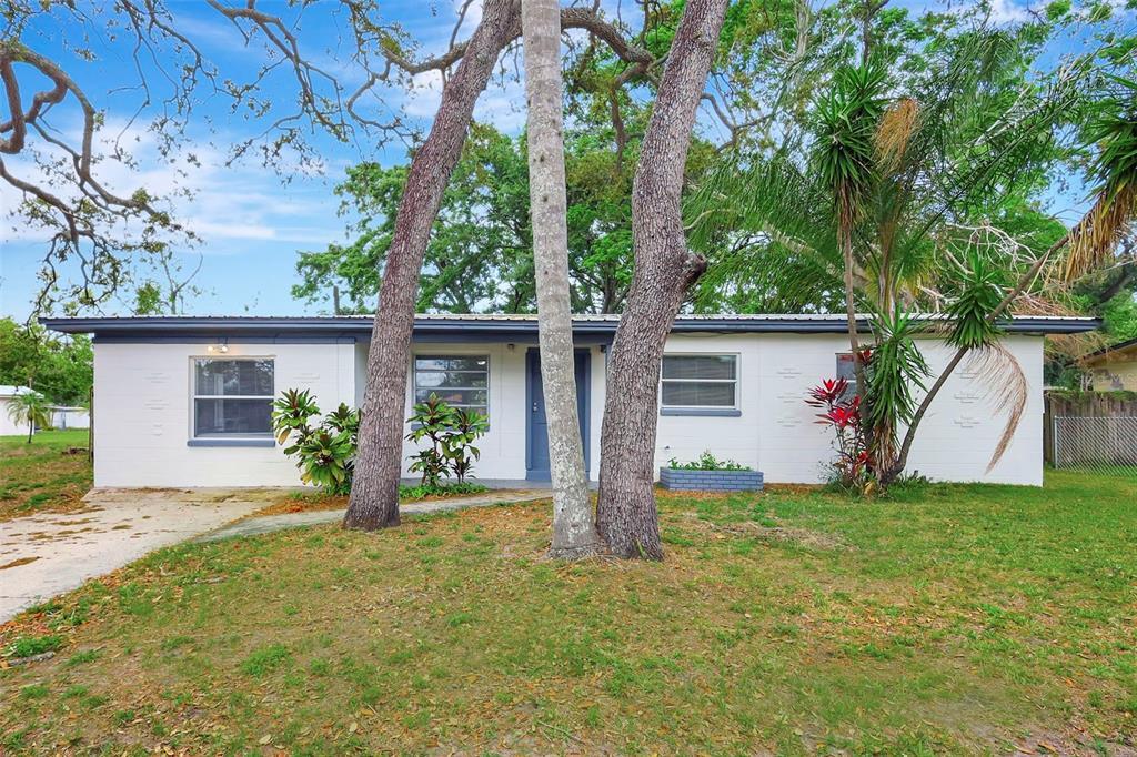 Picture of 2102 E Bougainvillea Avenue, Tampa, FL 33612