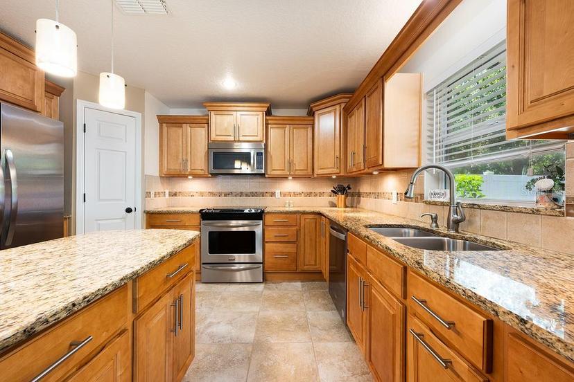 Picture of 2020 Corner Glen Drive, Orlando FL 32820