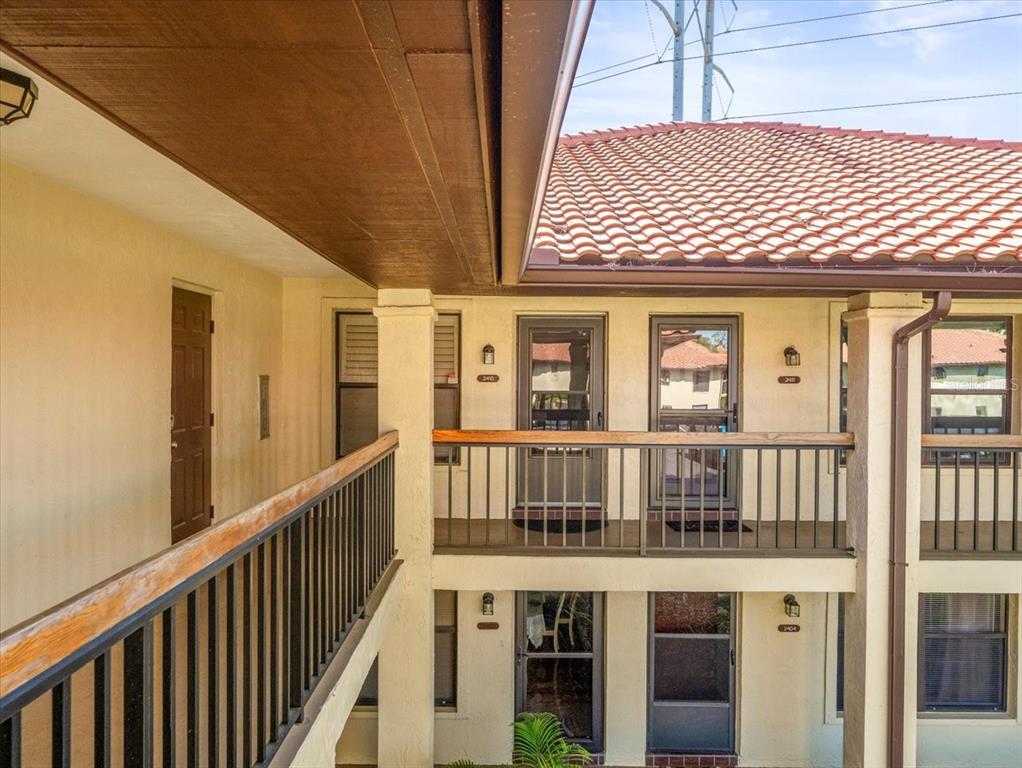Picture of 2410 Hammock Pine Boulevard Unit 2410, Clearwater, FL 33761