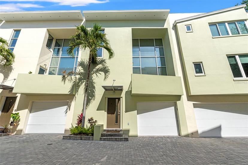 Picture of 311 4Th Avenue N, St Petersburg FL 33701
