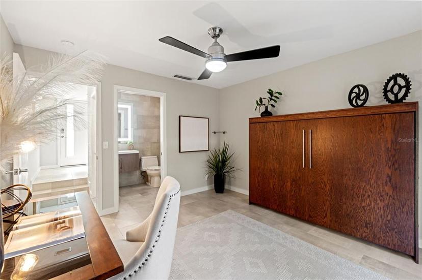 Picture of 311 4Th Avenue N, St Petersburg FL 33701