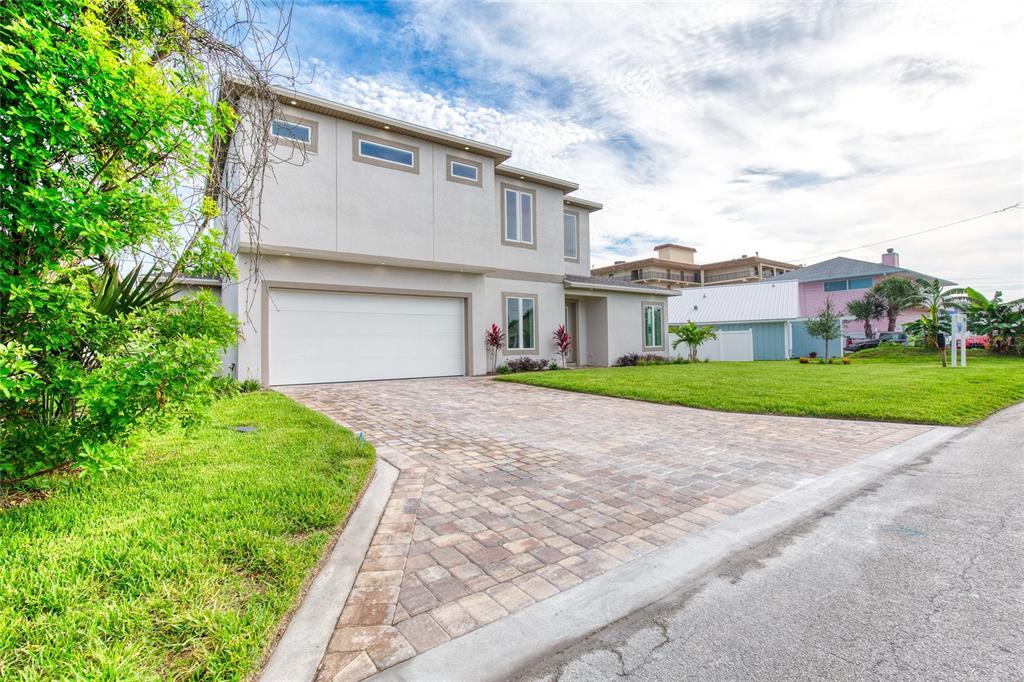 Picture of 32 Ocean Breeze Circle, Ormond Beach, FL 32176