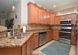 Picture of 6740 Willowshire Way, Bradenton, FL 34212