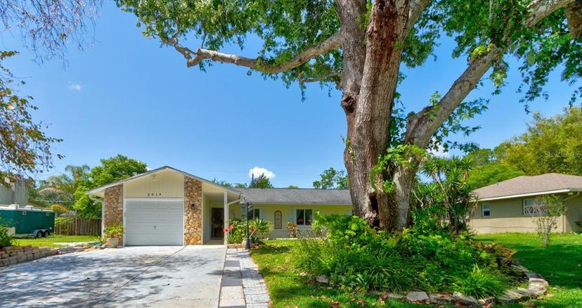 Picture of 2914 Sabal Palm Drive, Edgewater FL 32141