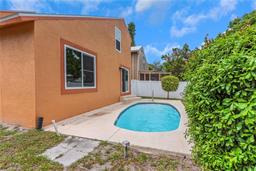 Picture of 5207 Moeller Avenue, Sarasota, FL 34233
