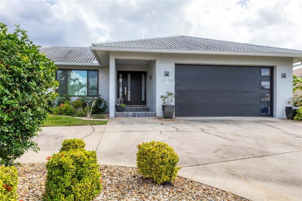 Picture of 2101 Via Venice, Punta Gorda, FL 33950