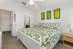 Picture of 2226 Royal Ridge Drive, Davenport, FL 33896