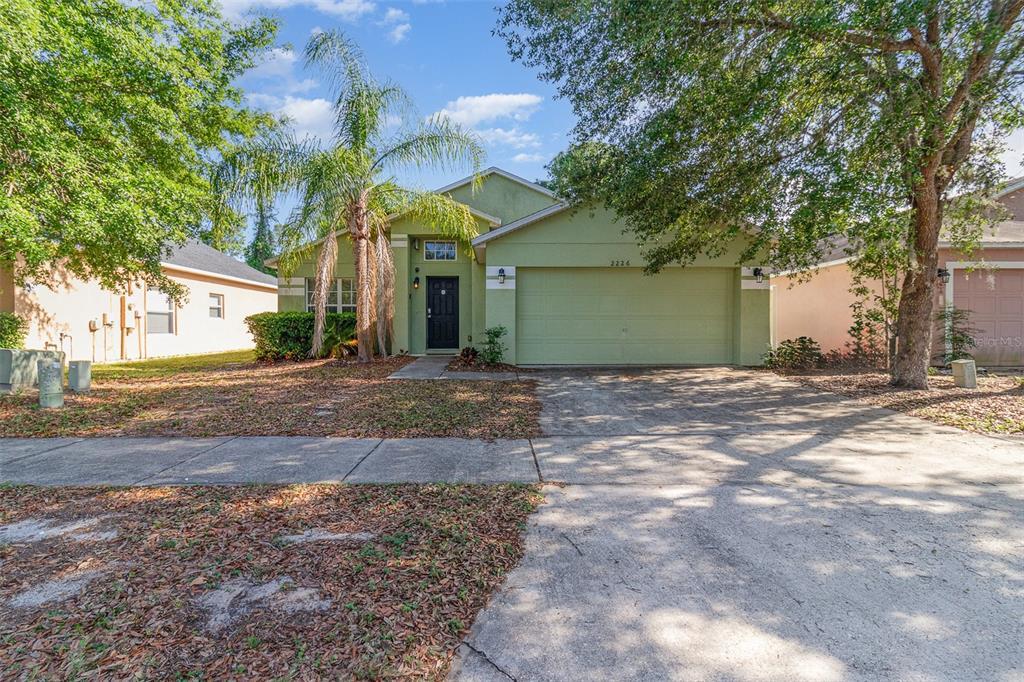 Picture of 2226 Royal Ridge Drive, Davenport, FL 33896