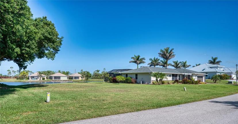 Picture of 11778 SW Dallas Drive N, Lake Suzy FL 34269