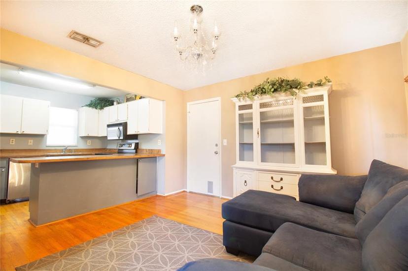 Picture of 10035 82Nd Street, Seminole FL 33777