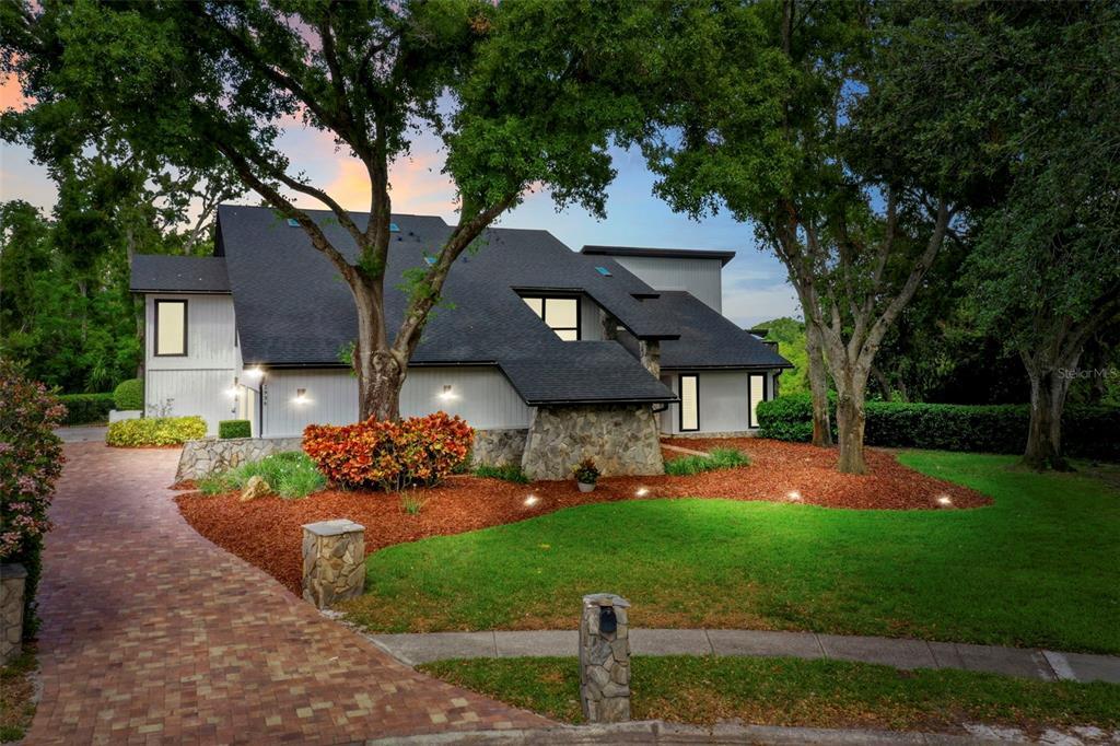 Picture of 2936 Eagle Estates Circle N, Clearwater, FL 33761