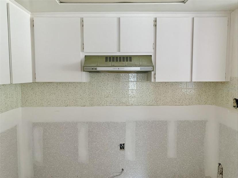 Picture of 4712 Marine Parkway Unit 101, New Port Richey FL 34652