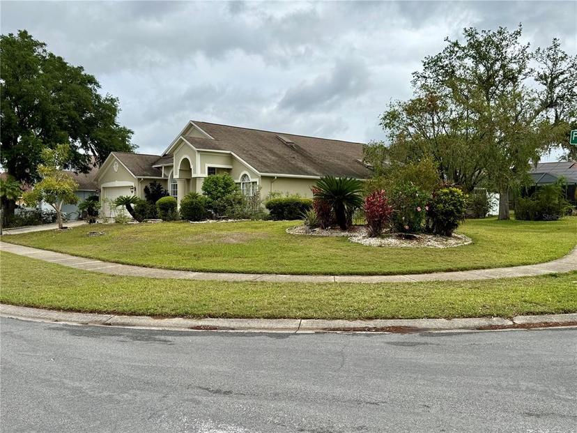 Picture of 1734 Powder Ridge Dr, Valrico FL 33594