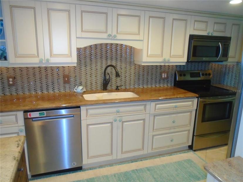 Picture of 15400 Gulf Boulevard Unit 502, Madeira Beach FL 33708