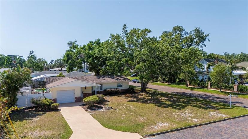 Picture of 226 75Th Street N, St Petersburg FL 33710