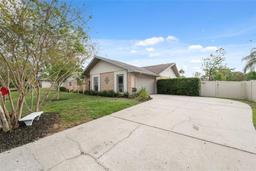 Picture of 2906 Beagle Place, Seffner, FL 33584