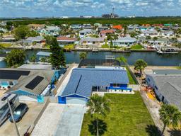 Picture of 1011 Spindle Palm Way, Apollo Beach, FL 33572