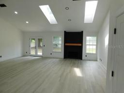 Picture of 527 Stillwater Dr, Oviedo, FL 32765