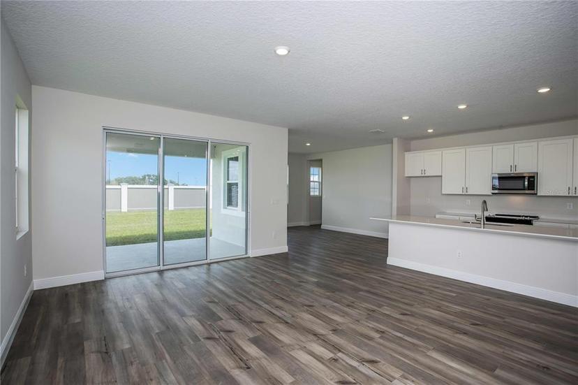 Picture of 12170 Cattleside Drive, Riverview FL 33579