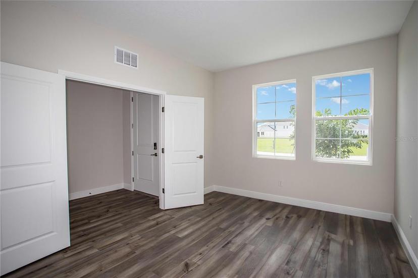 Picture of 12170 Cattleside Drive, Riverview FL 33579
