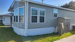 Picture of 1339 Old Lakeport Road Unit 14B, Moore Haven, FL 33471