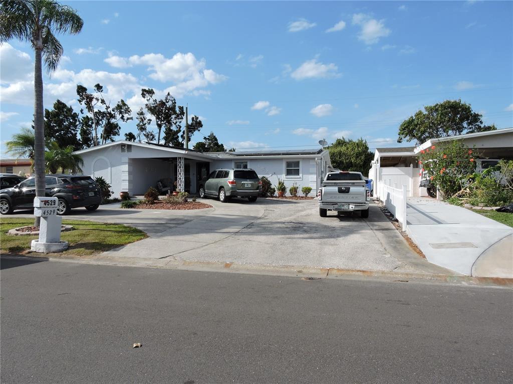 Picture of 4529 W Knox Street, Tampa, FL 33614