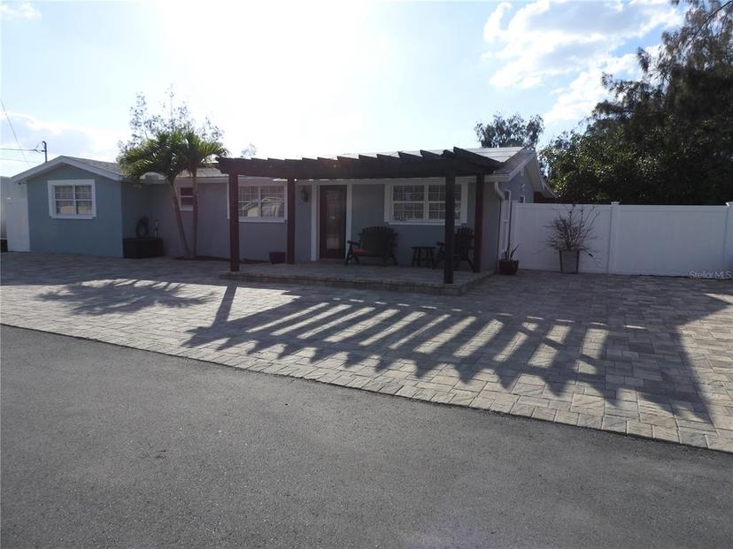 Picture of 8822 Rocky Creek Drive, Tampa FL 33615