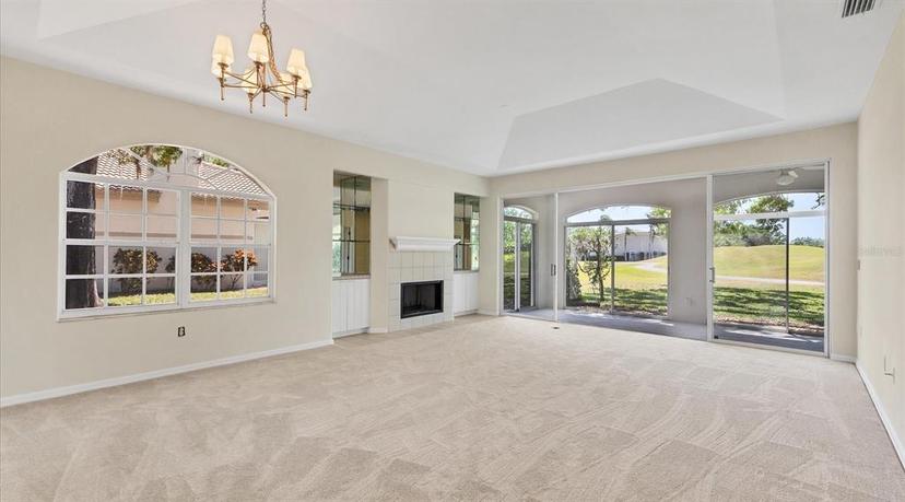 Picture of 3916 Chatsworth Greene Unit 3, Sarasota FL 34235