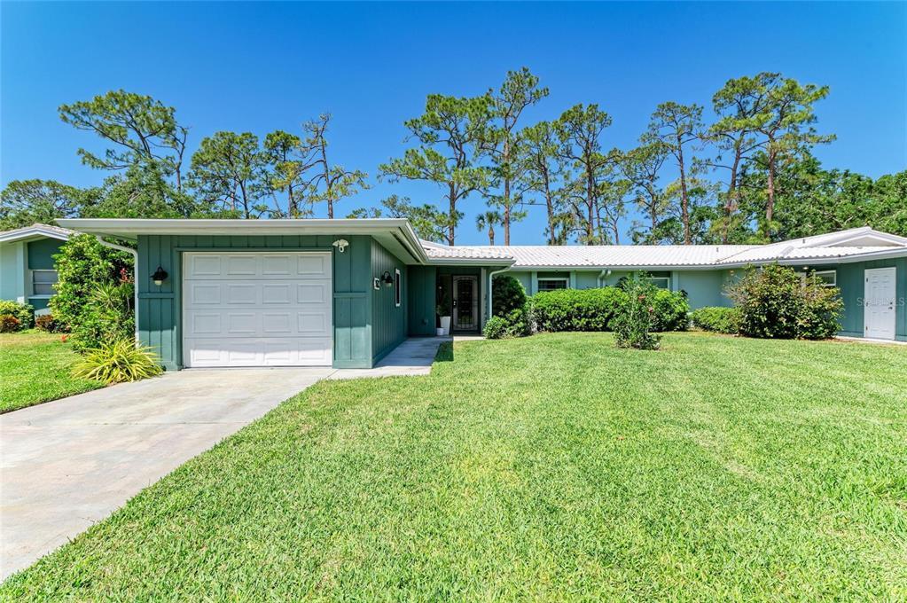 Picture of 1622 Stafford Lane Unit 1205, Sarasota, FL 34232