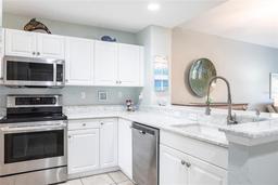 Picture of 6334 Grand Oak Circle Unit 202, Bradenton, FL 34203