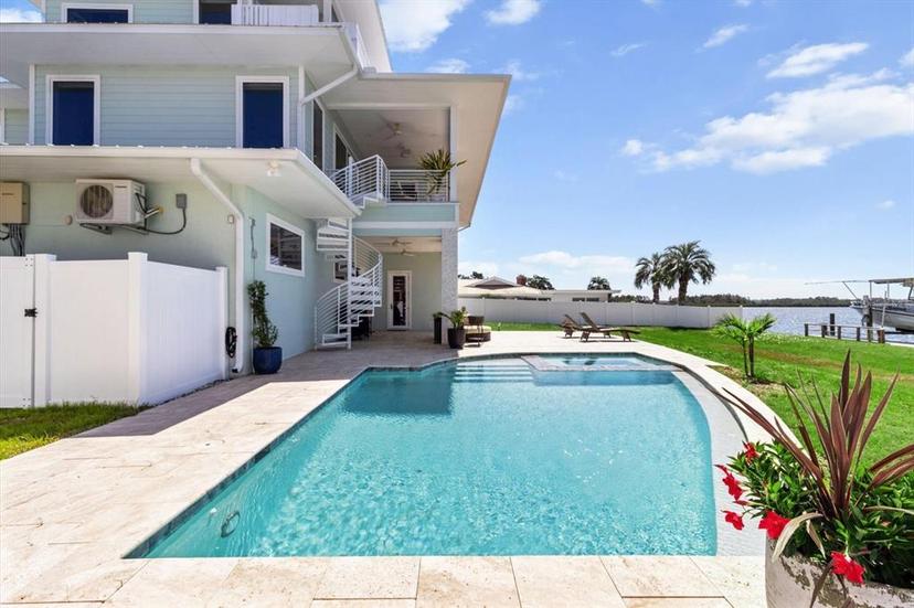Picture of 12010 W Bayshore Drive, Crystal River FL 34429