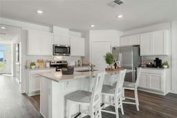 Picture of 155 Amberwood Way, Umatilla, FL 32784