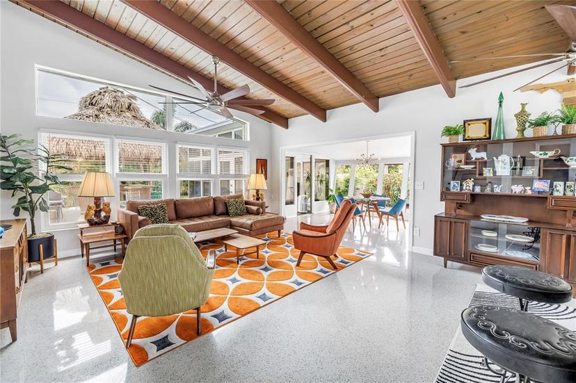Picture of 6630 Gulfport Boulevard S, South Pasadena FL 33707
