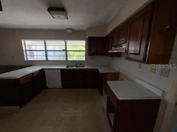 Picture of 8 Emerald Way, Ocala, FL 34472