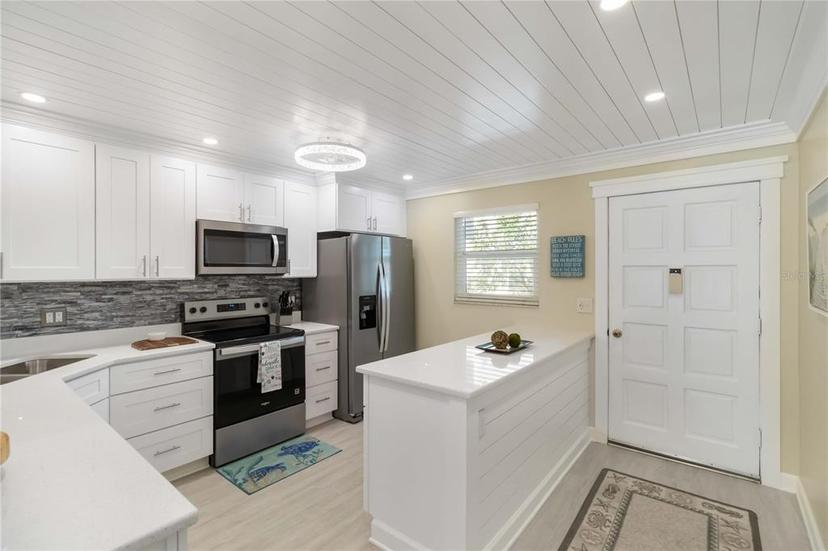 Picture of 230 Santa Maria Street Unit 333, Venice FL 34285