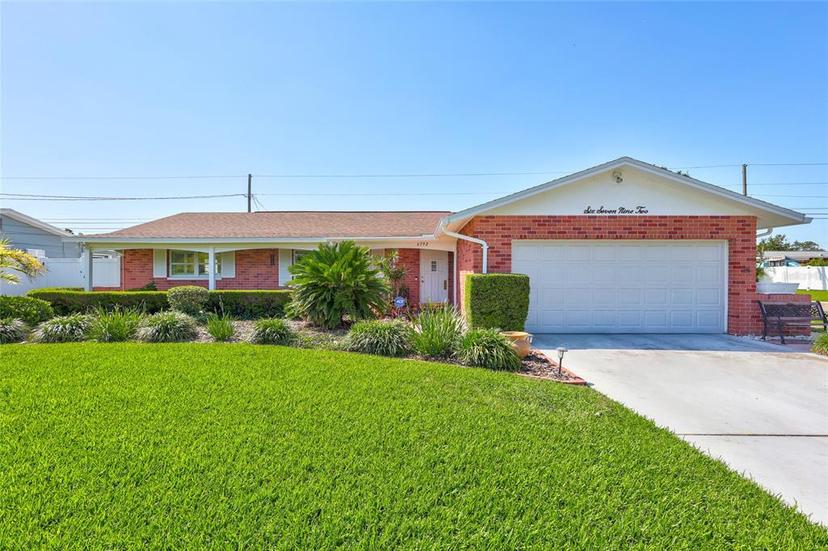 Picture of 6792 14Th Avenue N, St Petersburg FL 33710