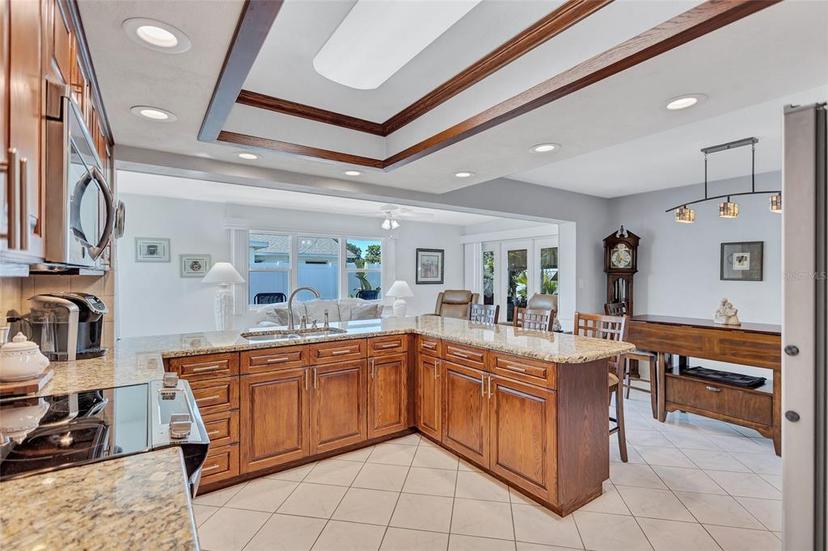 Picture of 6792 14Th Avenue N, St Petersburg FL 33710