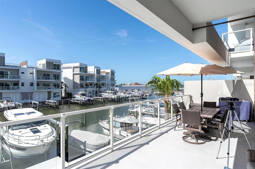 Picture of 920 N Osceola Avenue Unit 203, Clearwater FL 33755
