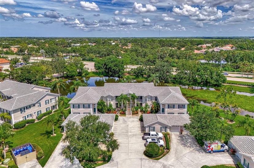 Picture of 902 Addington Court Unit 202, Venice FL 34293